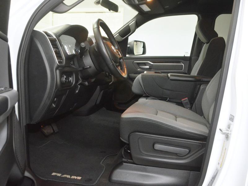 Ram 1500 Big Horn *Rwd*3.6L8*1 Owner*Local Trade*Only 7500 Miles*Warranty - Thumbnail 18