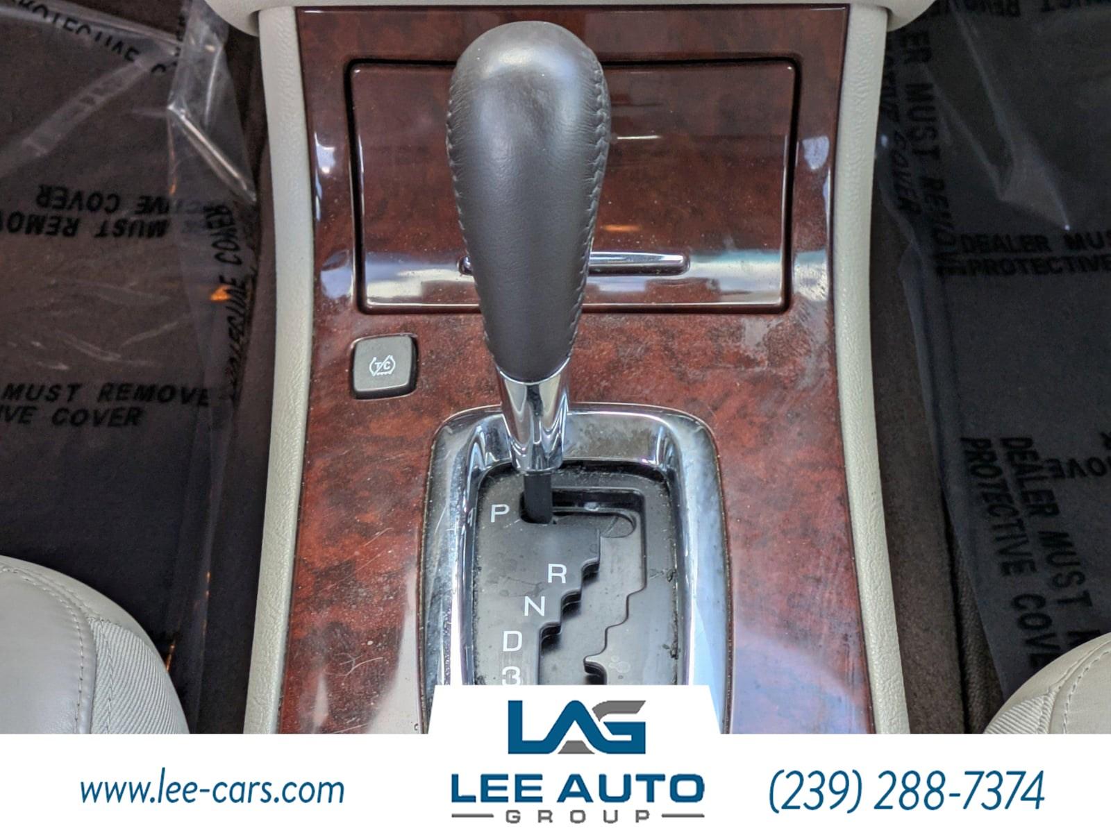 Buick Lucerne Cxl - Thumbnail 16