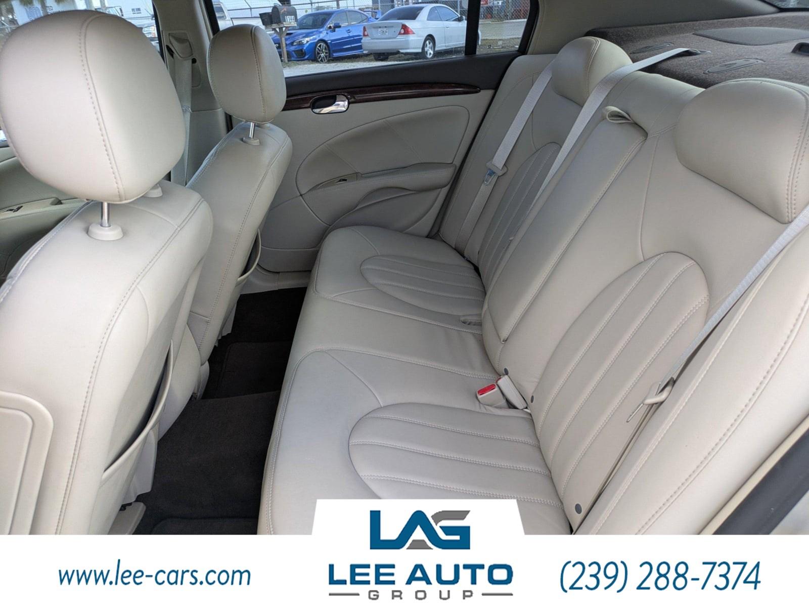 Buick Lucerne Cxl - Thumbnail 11