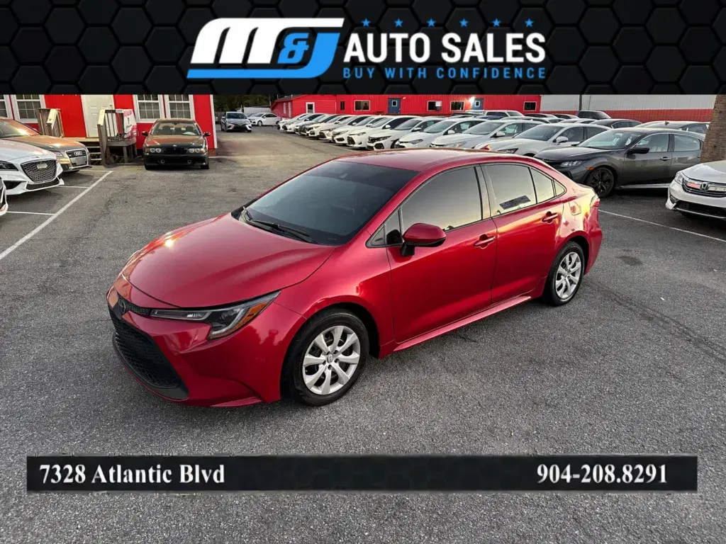 Toyota Corolla Le - Thumbnail 2