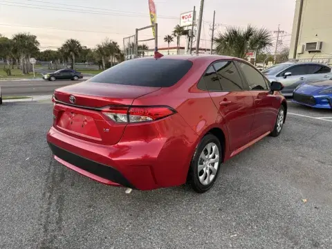 Toyota Corolla Le - Thumbnail 6