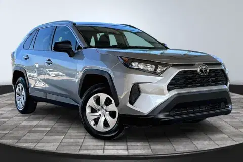 Toyota Rav4 Le - Thumbnail 4