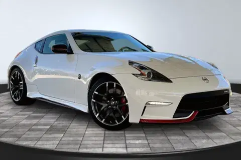 Nissan 370Z - Thumbnail 4