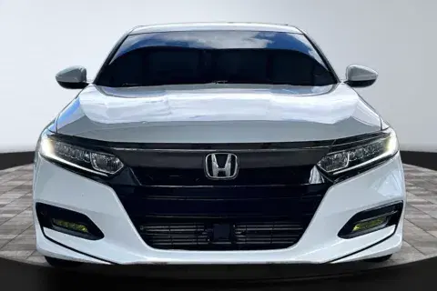 Honda Accord Sport - Thumbnail 3