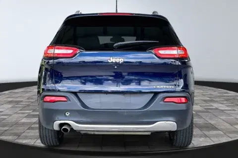 Jeep Cherokee Limited - Thumbnail 6