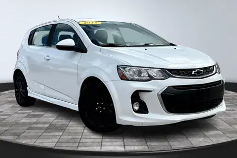 Chevrolet Sonic Premier Auto - Thumbnail 4