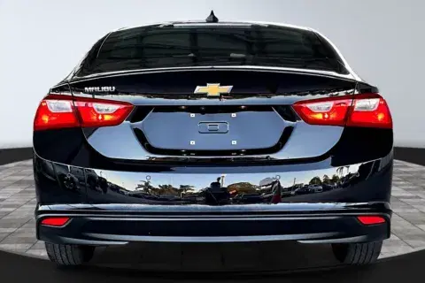 Chevrolet Malibu Ls - Thumbnail 6