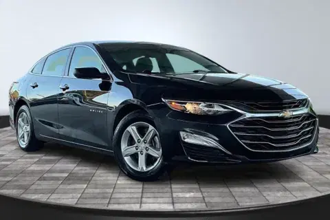 Chevrolet Malibu Ls - Thumbnail 4