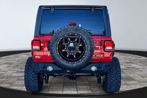 Jeep Wrangler Unlimited - Thumbnail 6