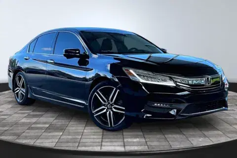 Honda Accord Touring - Thumbnail 4