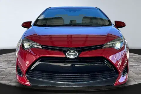 Toyota Corolla Ce - Thumbnail 3