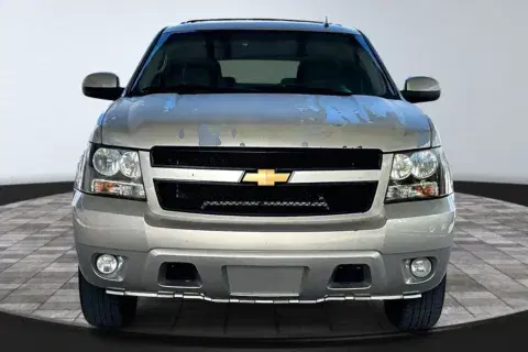 Chevrolet Tahoe Lt - Thumbnail 3