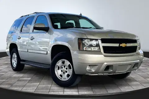 Chevrolet Tahoe Lt - Thumbnail 4