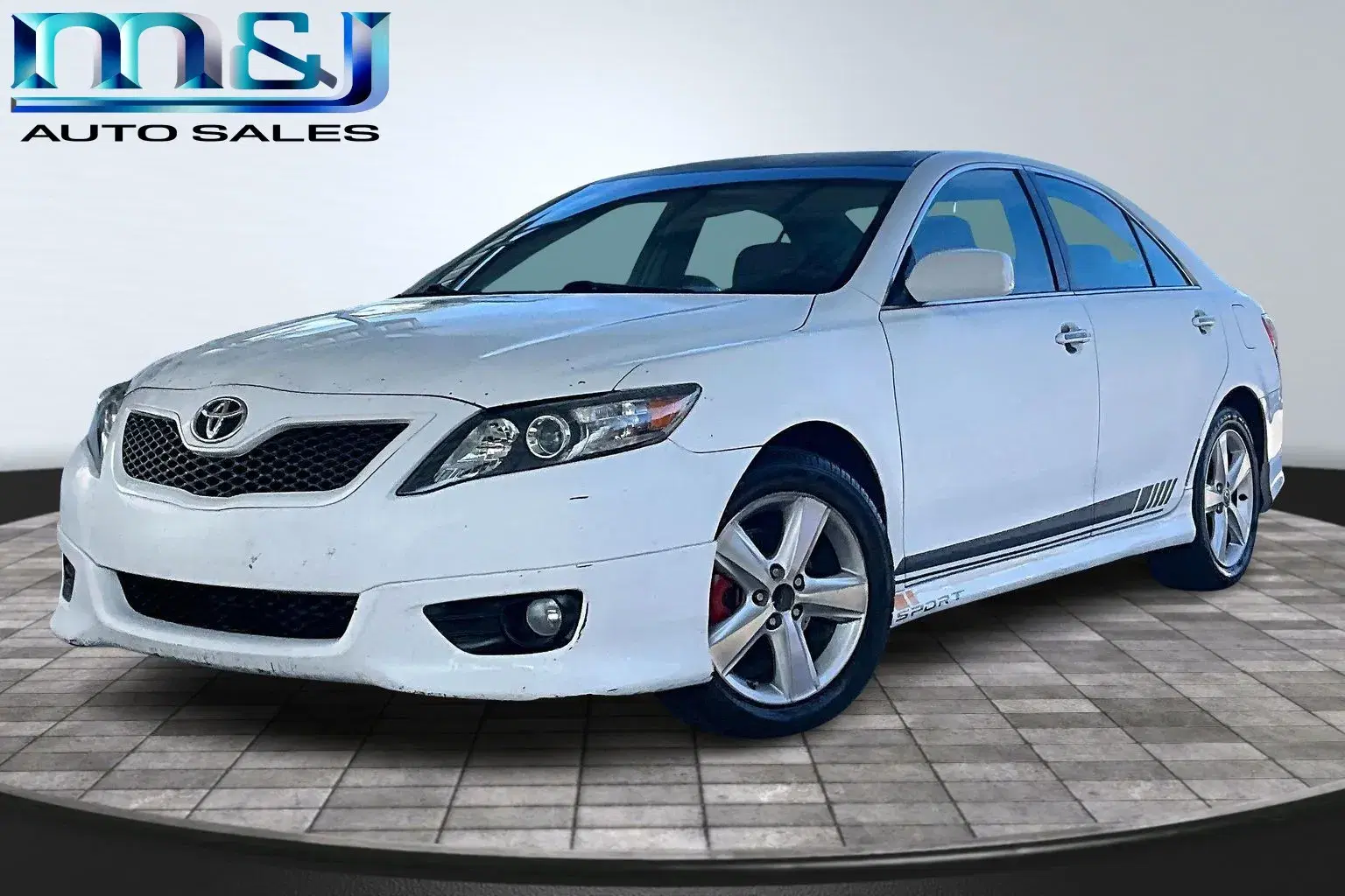 Toyota Camry - View 1