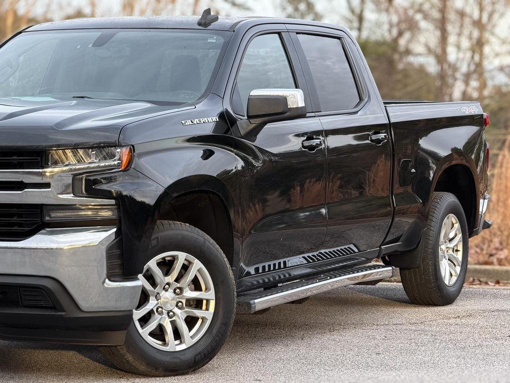 Chevrolet Silverado 1500 V8 4X4 - Thumbnail 2