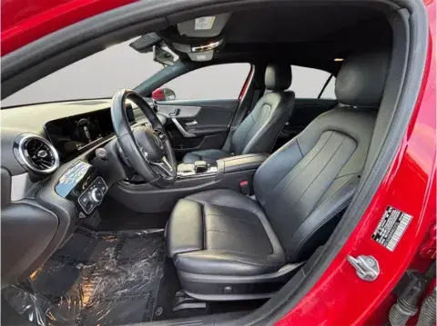 Mercedes-Benz A-Class A 220 Sedan 4D - Thumbnail 3