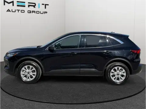 Ford Escape Active Sport Utility 4D - Thumbnail 6