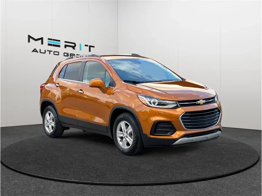 Chevrolet Trax Lt Sport Utility 4D - View 1