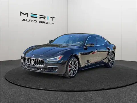 Maserati Ghibli S Q4 Granlusso Sedan 4D - Thumbnail 5