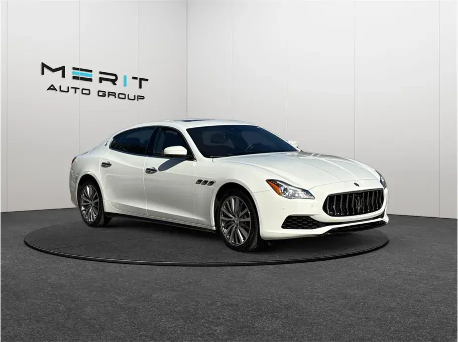 Maserati Quattroporte S Sedan 4D - View 1