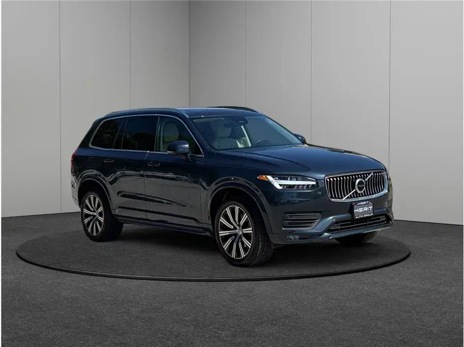 Volvo Xc90 B6 Core Sport Utility 4D - View 1