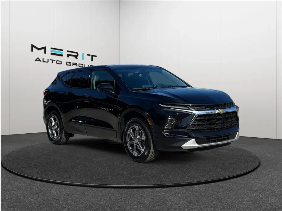 Chevrolet Blazer 2Lt Sport Utility 4D - View 1