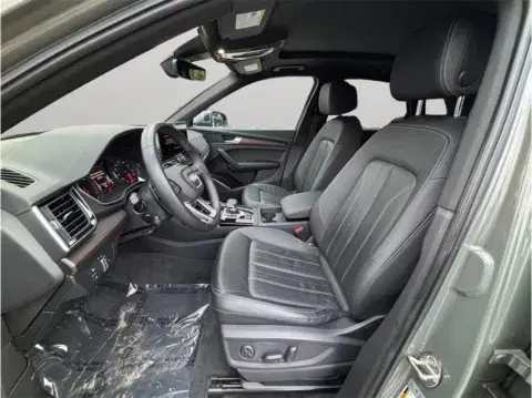 Audi Q5 45 Tfsi S Line Premium Sport Utility 4D - Thumbnail 3