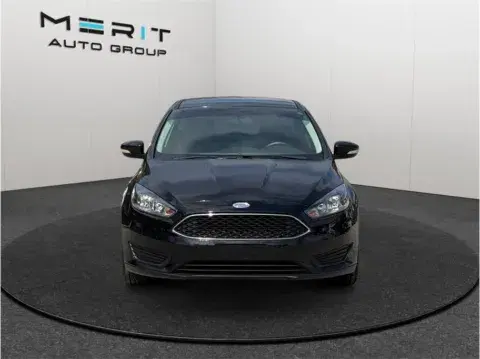 Ford Focus Se Hatchback 4D - Thumbnail 4