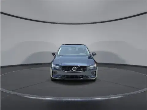 Volvo S60 B5 Core Dark Theme Sedan 4D - Thumbnail 5