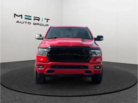 Ram 1500 Crew Cab Lone Star Pickup 4D 5 1/2 Ft - Thumbnail 4