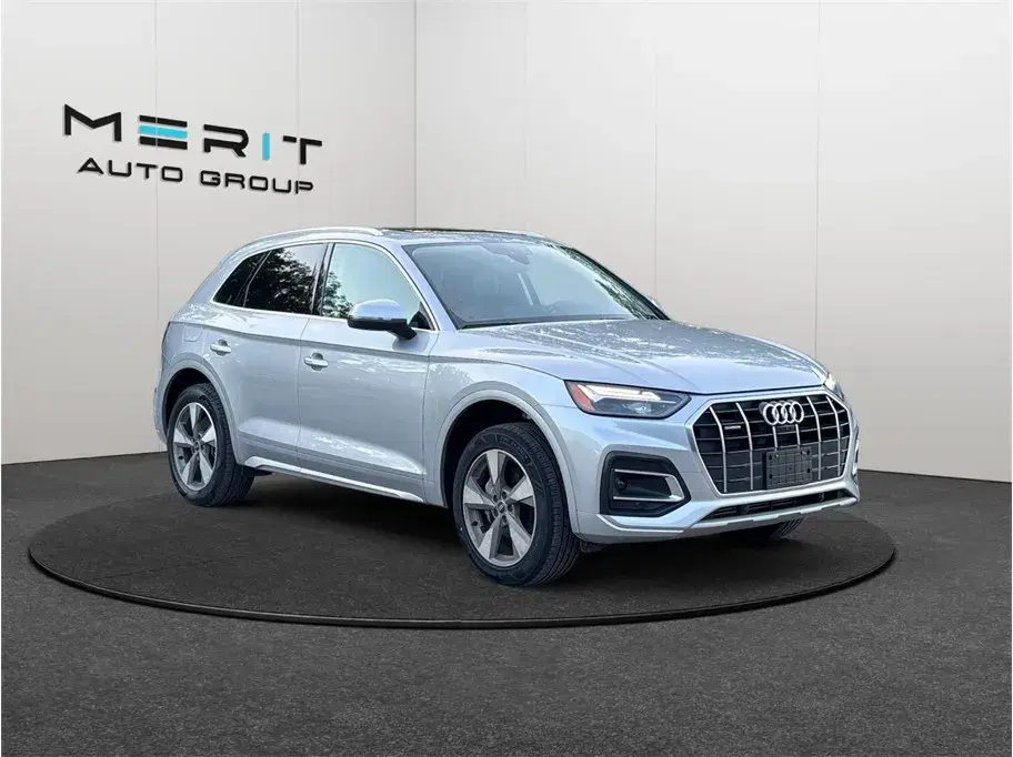 Audi Q5 40 Tfsi Premium Plus Sport Utility 4D - View 1