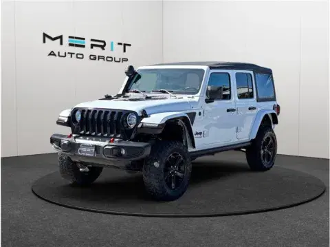 Jeep Wrangler Unlimited Sahara Altitude Sport Utility 4D - Thumbnail 5