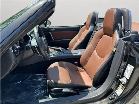 Mazda Mx-5 Miata Grand Touring Convertible 2D - Thumbnail 3