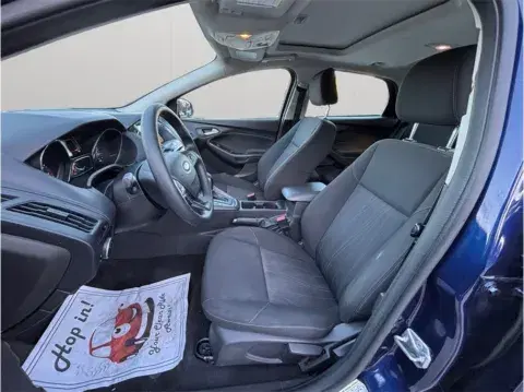 Ford Focus Sel Hatchback 4D - Thumbnail 3