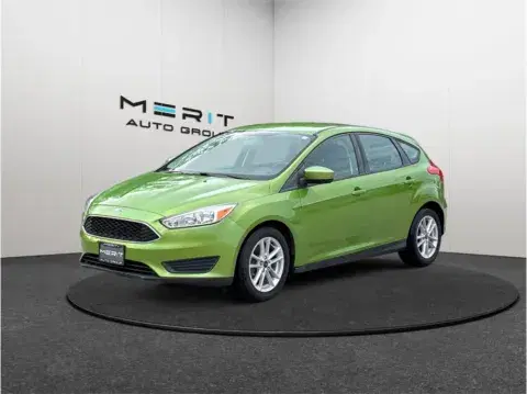 Ford Focus Se Hatchback 4D - Thumbnail 5