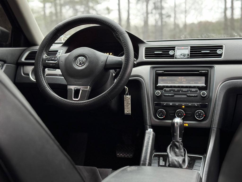 Volkswagen Passat - Thumbnail 7