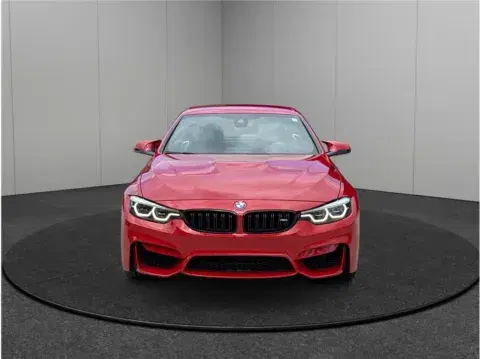 BMW M4 Convertible 2D - Thumbnail 4