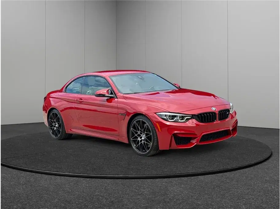 BMW M4 Convertible 2D - Thumbnail 2