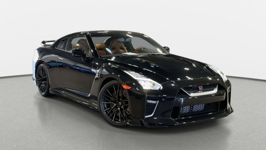 Nissan GT R - View 1
