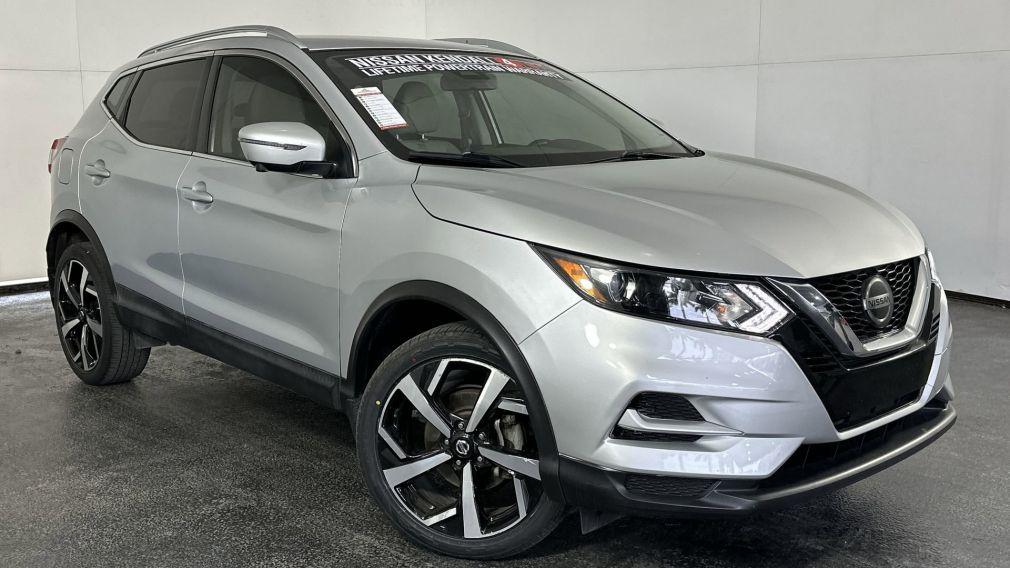 Nissan Rogue Sport - View 1