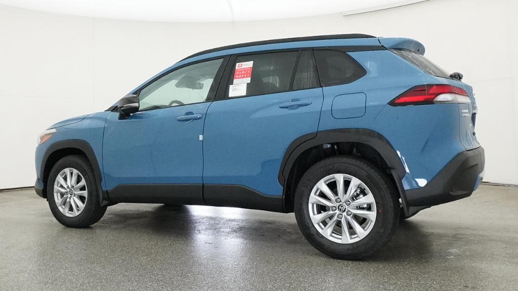 Toyota Corolla Cross Le - Thumbnail 3