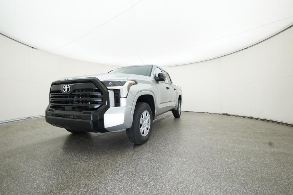 Toyota Tundra Sr Crewmax 4-Wheel Drive - Thumbnail 10