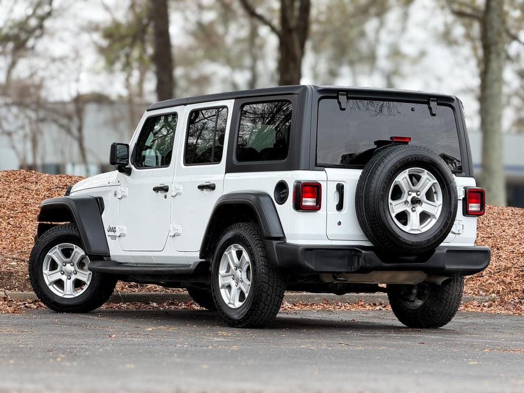 Jeep Wrangler Unlimited 4X4 - Thumbnail 20