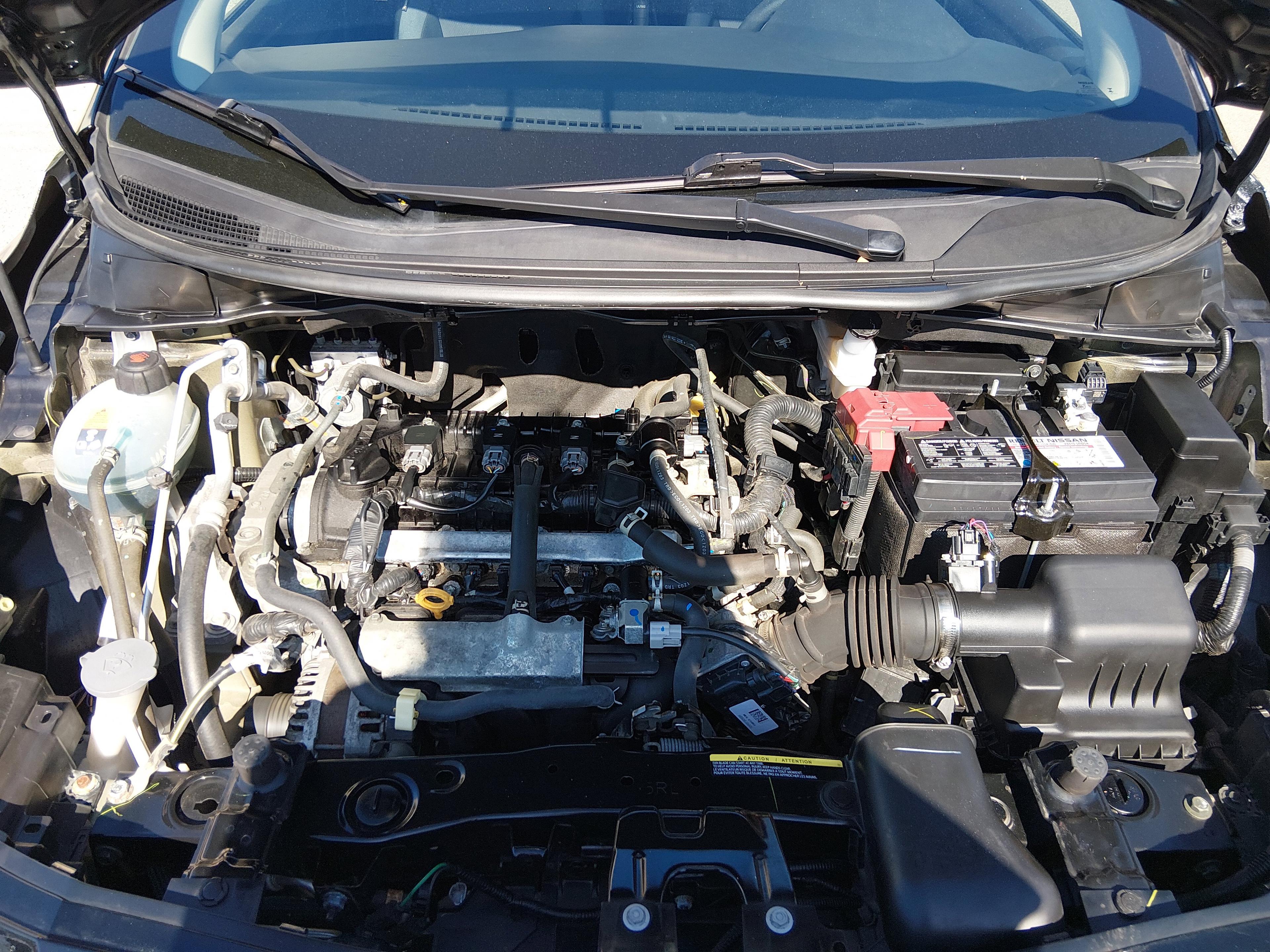 Nissan Versa Sv Cvt - Thumbnail 9