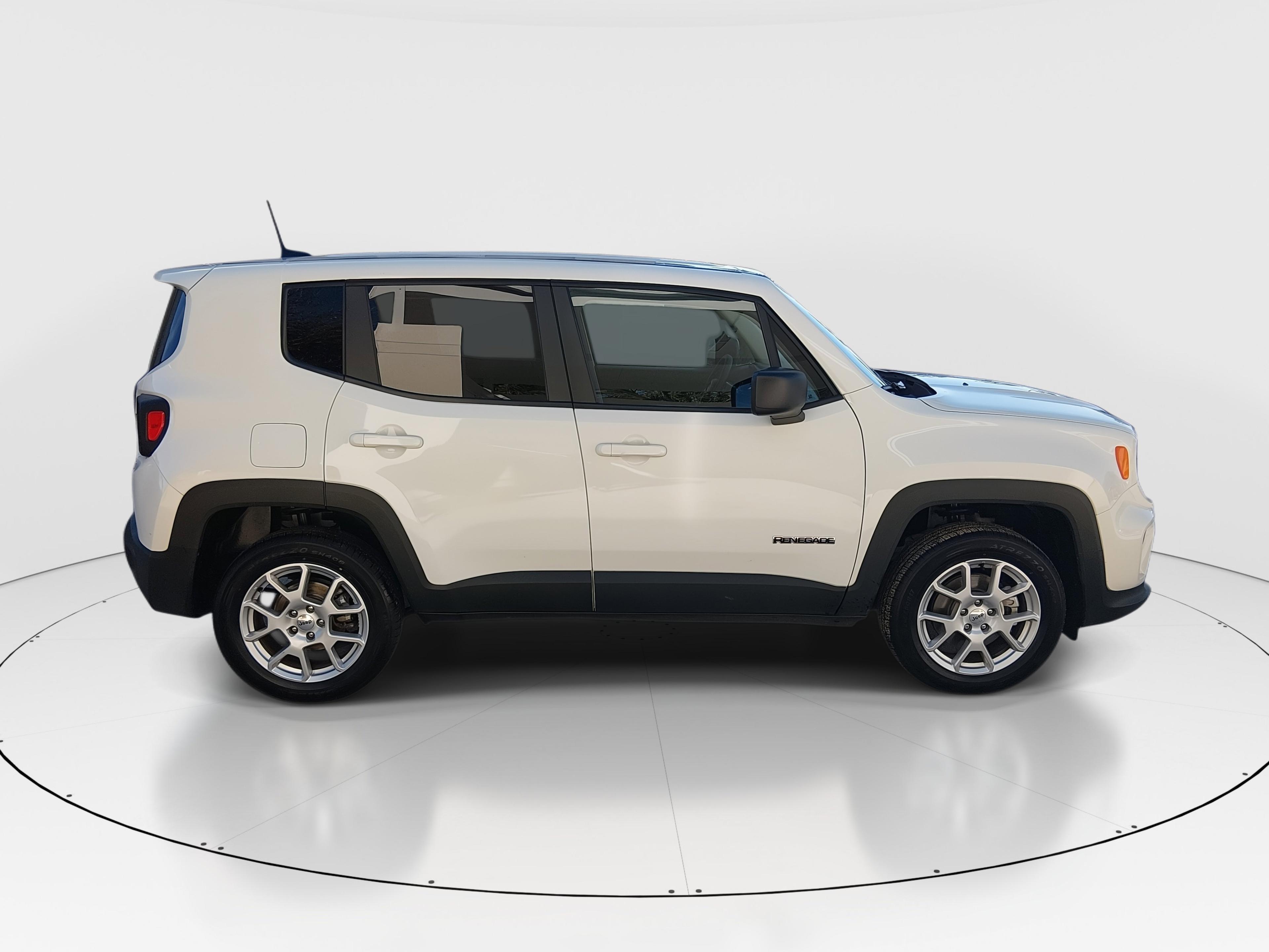 Jeep Renegade Latitude 4X4 - Thumbnail 8