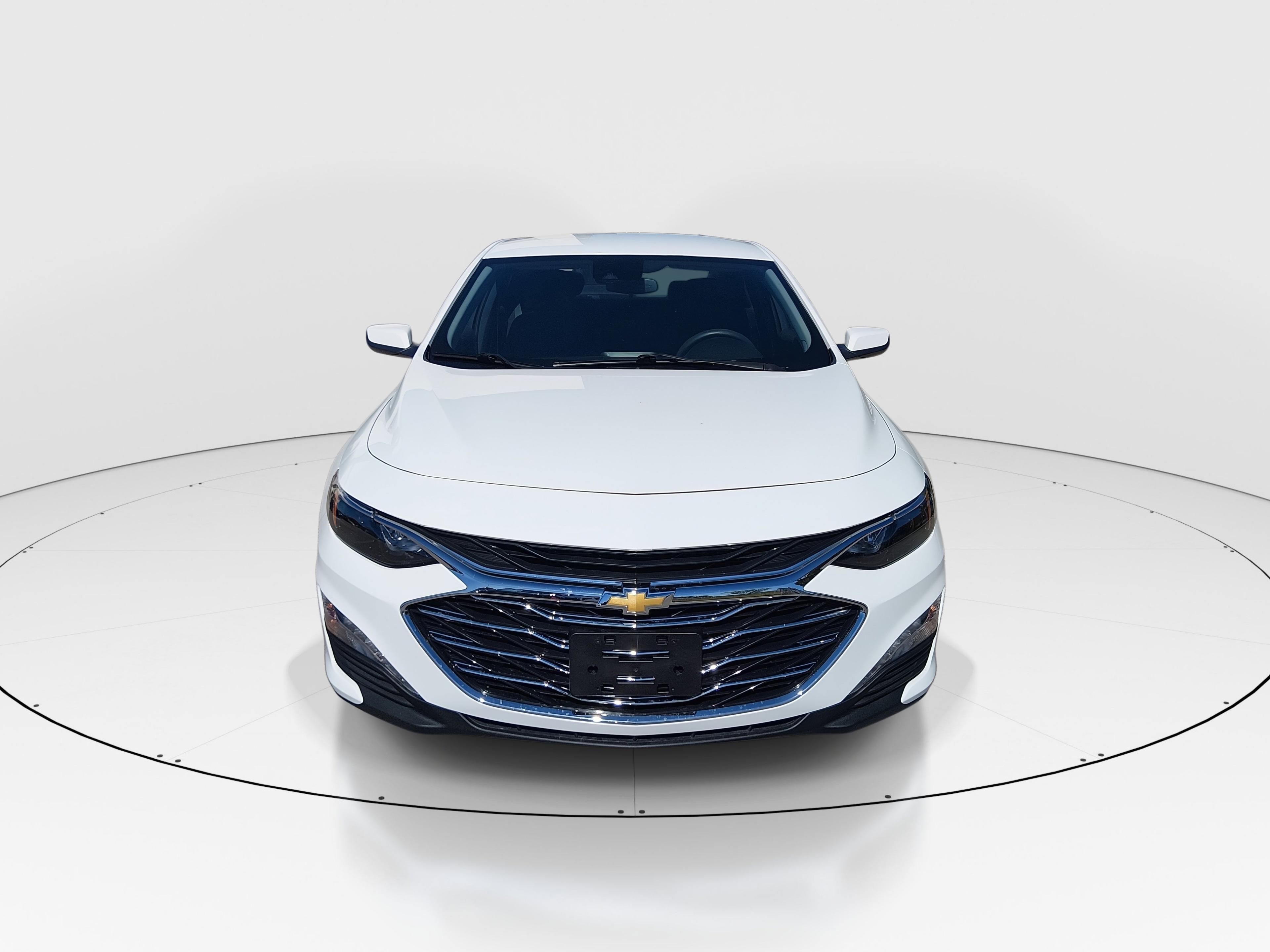 Chevrolet Malibu 4Dr Sdn 1Lt - Thumbnail 2