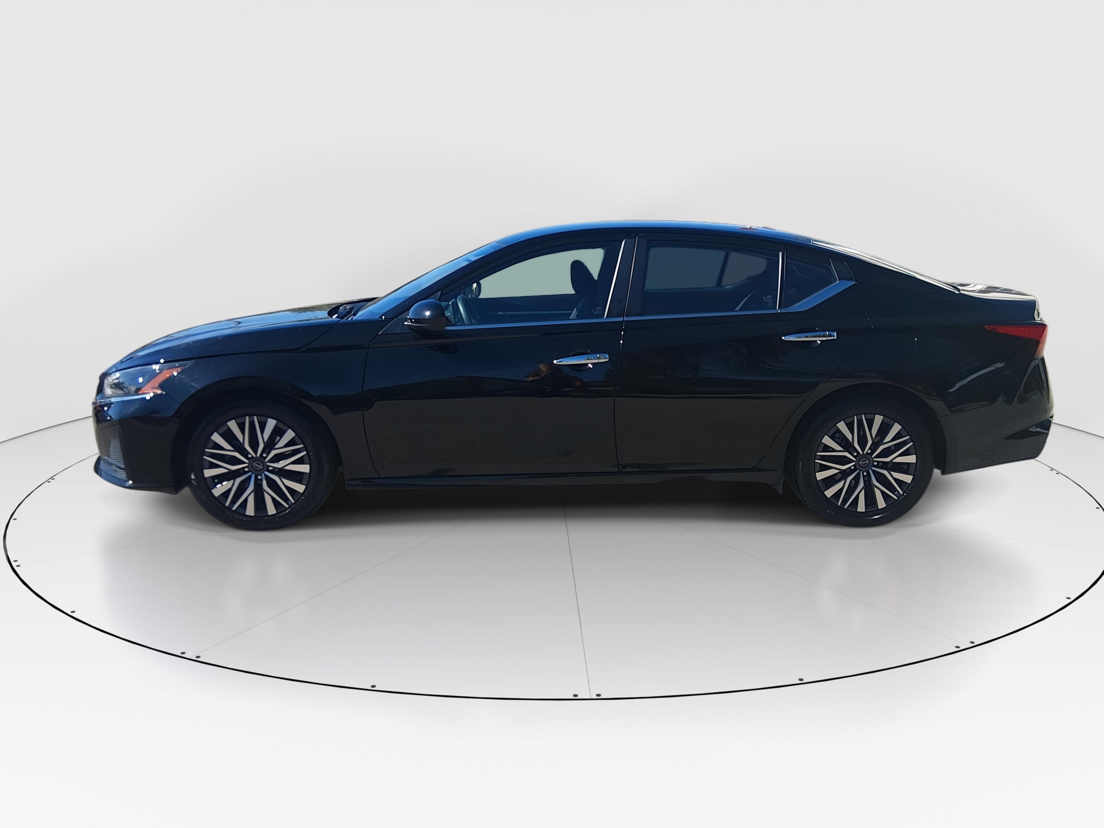 Nissan Altima 2.5 Sv Sedan - Thumbnail 4