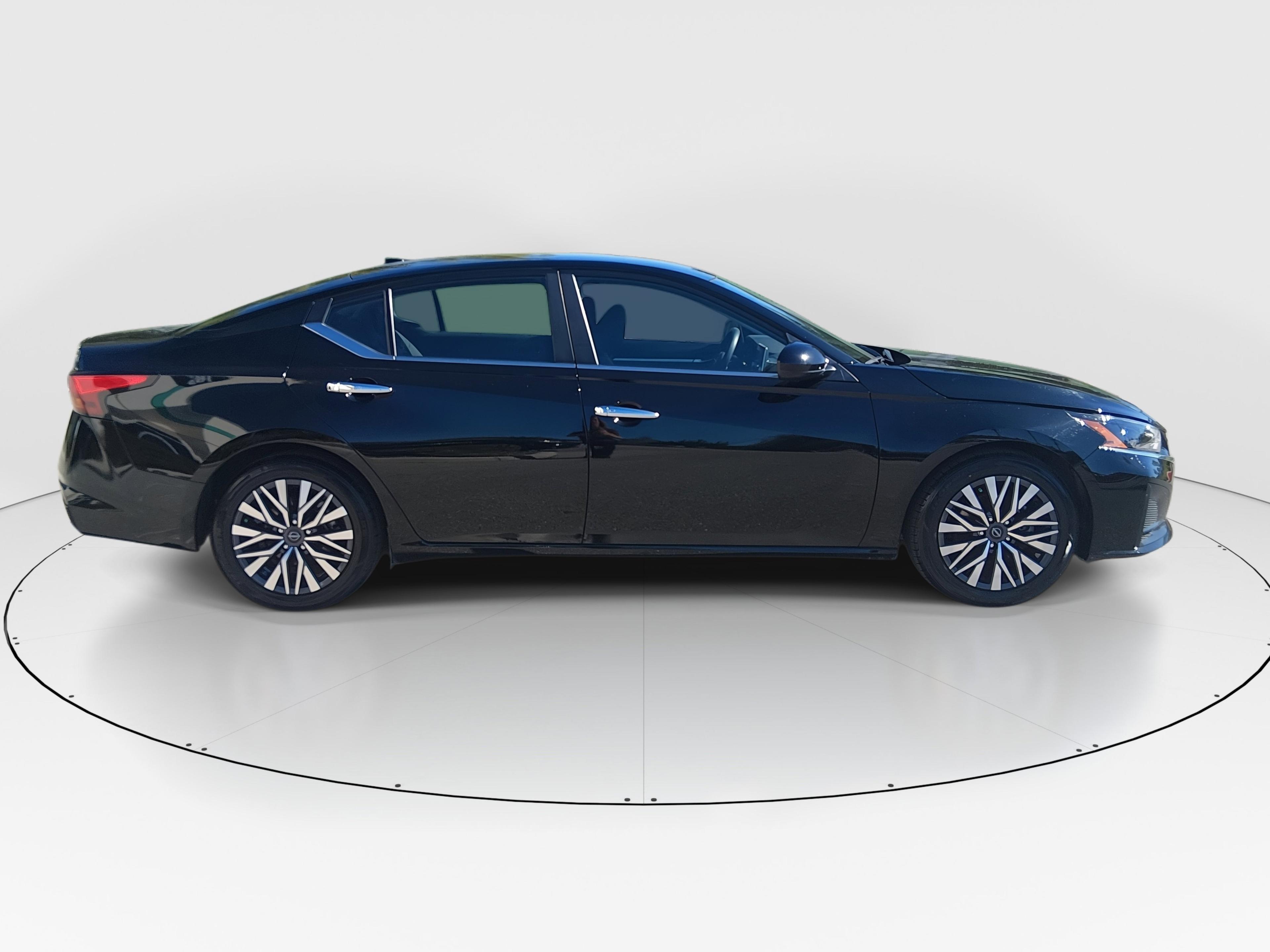 Nissan Altima 2.5 Sv Sedan - Thumbnail 8