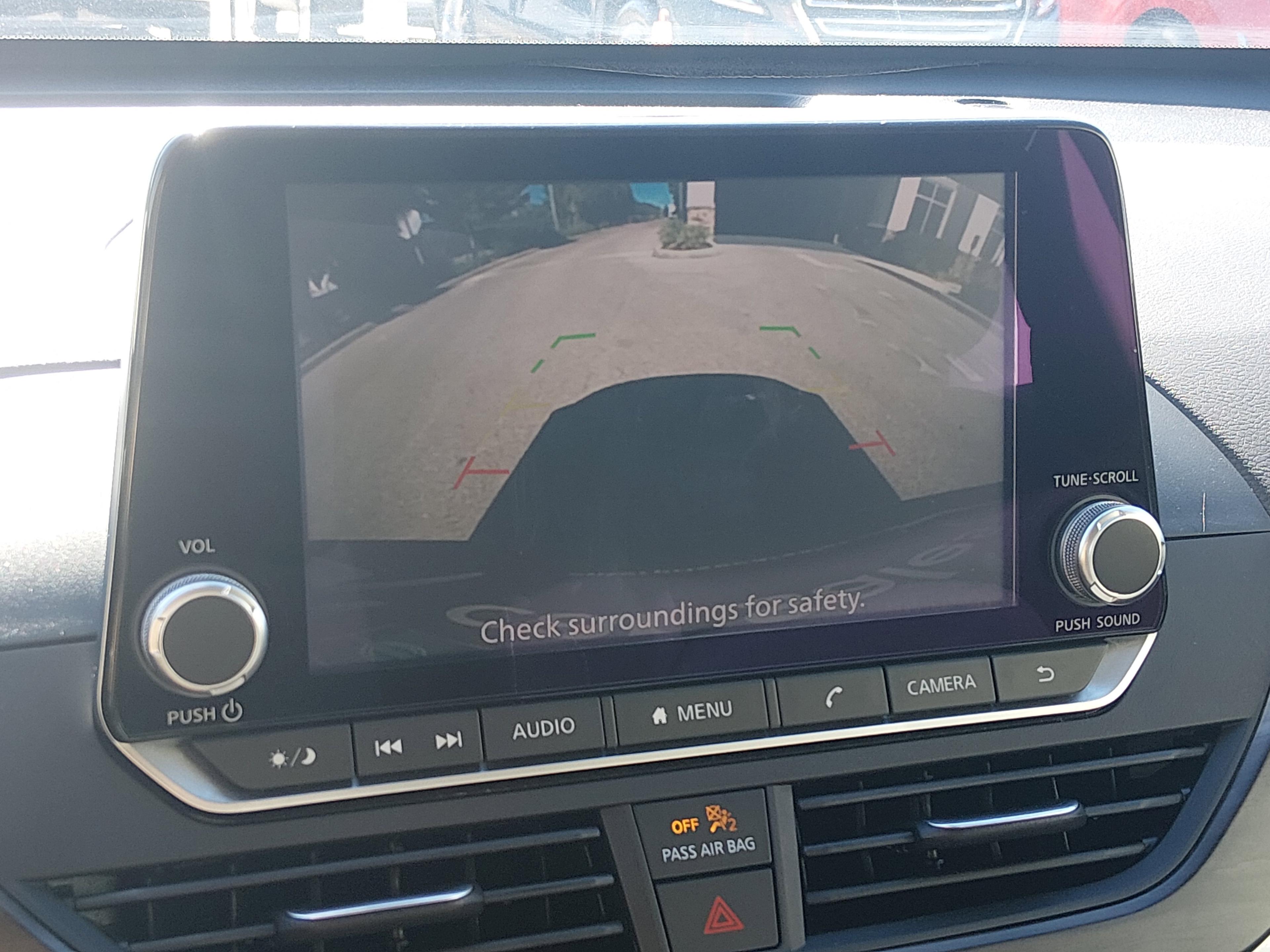 Nissan Altima 2.5 Sv Sedan - Thumbnail 16