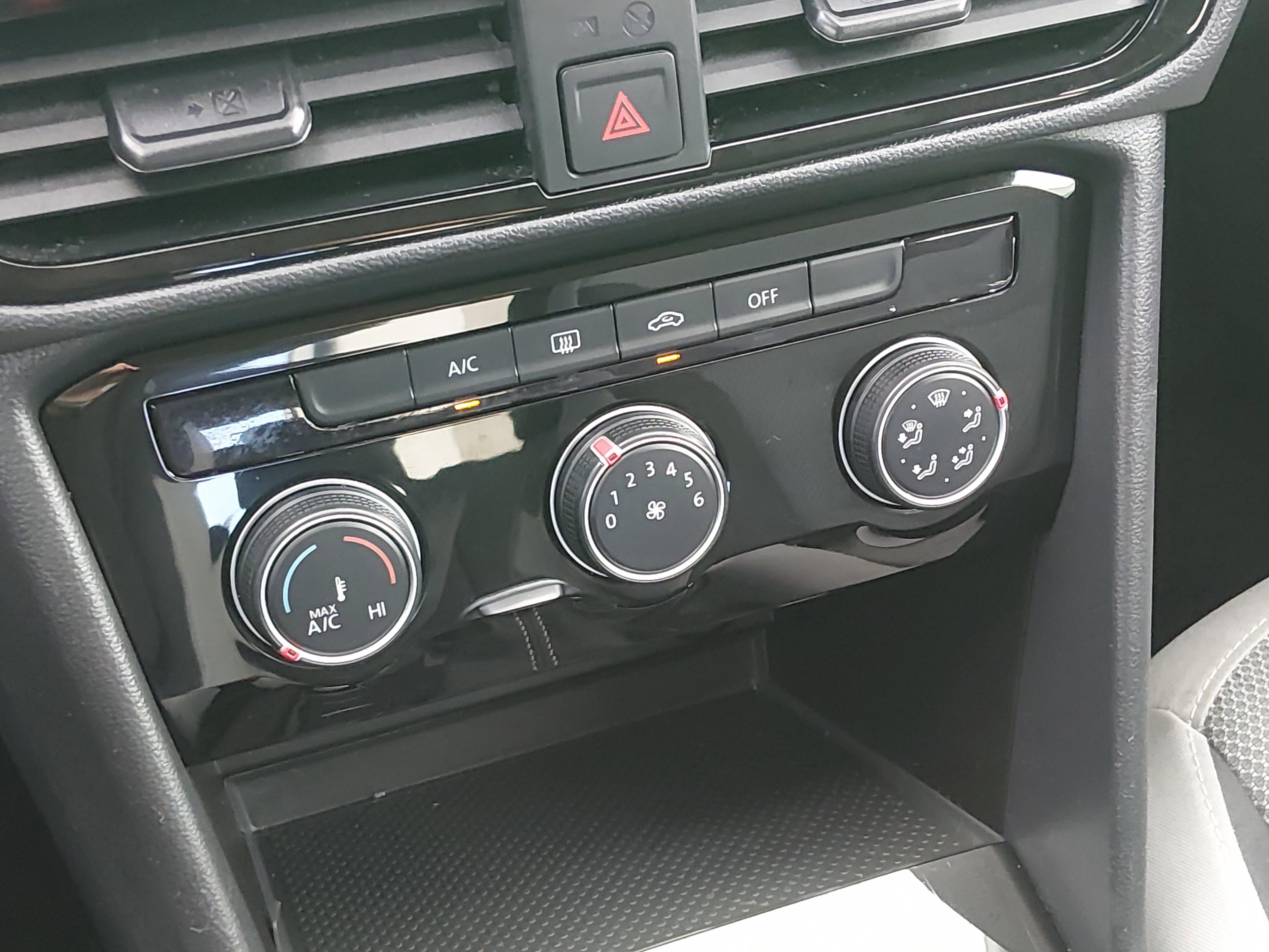 Volkswagen Taos S Fwd - Thumbnail 18